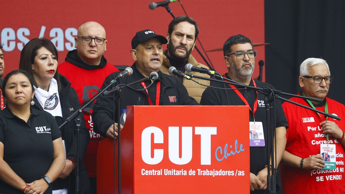 CUT en el día del Trabajador: 'Una gran cantidad de gente se está movilizando en contra de los recortes del gobierno'