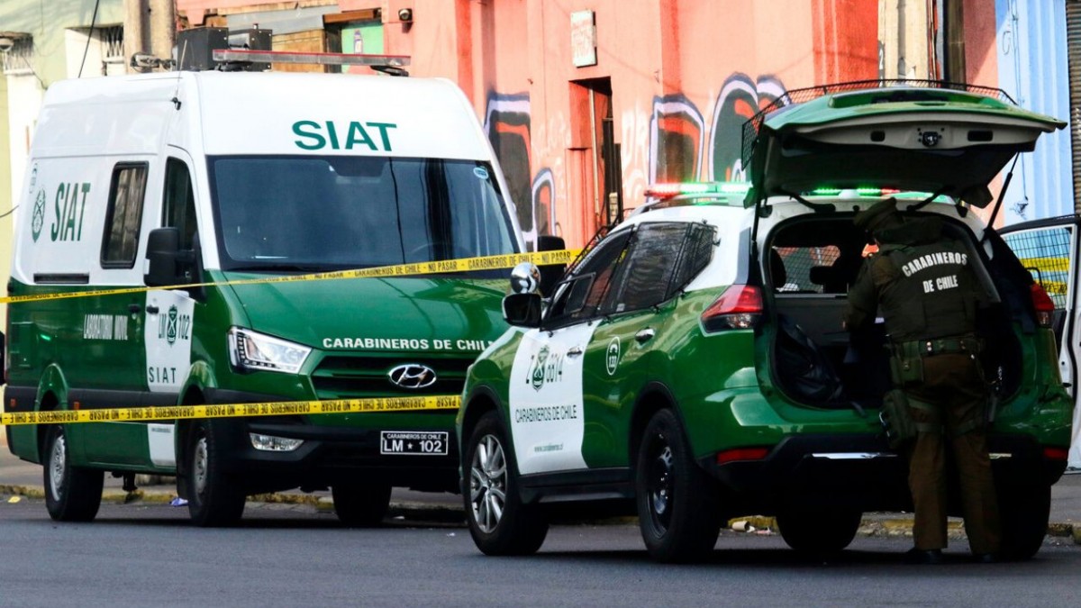 Adulto mayor perdió el control de su vehículo y atropelló a un hombre en Estación Central: Víctima falleció