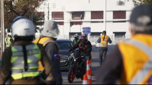 Este lunes regresa la restricción vehicular a la Región Metropolitana: Conoce los dígitos que no podrán circular día por día