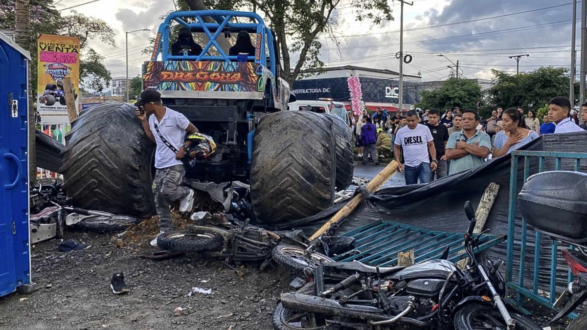 Tragedia en Colombia: conductora perdió el control de un monster truck, dejó 38 heridos y 3 fallecidos