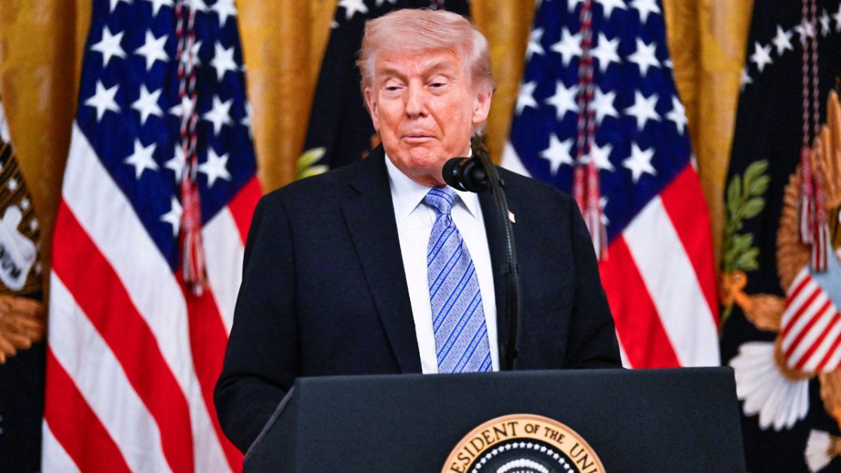 Trump informa que EEUU derribó siete 'lanchas rápidas' de Irán en el estrecho de Ormuz