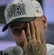 Un nuevo foco de polémica sacude al fútbol brasileño. El delantero Neymar fue acusado de agredir a Robinho Jr, hijo del exjugador Robinho, durante un entrenamiento del Santos, generando una fuerte controversia al interior del club.