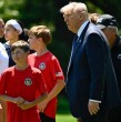 En medio de las especulaciones por su salud y mientras restablecía el premio presidencial de aptitud física para las escuelas, el presidente de Estados Unidos, Donald Trump, señaló que ejercita como máximo un minuto al día. ¡Revisa sus declaraciones!