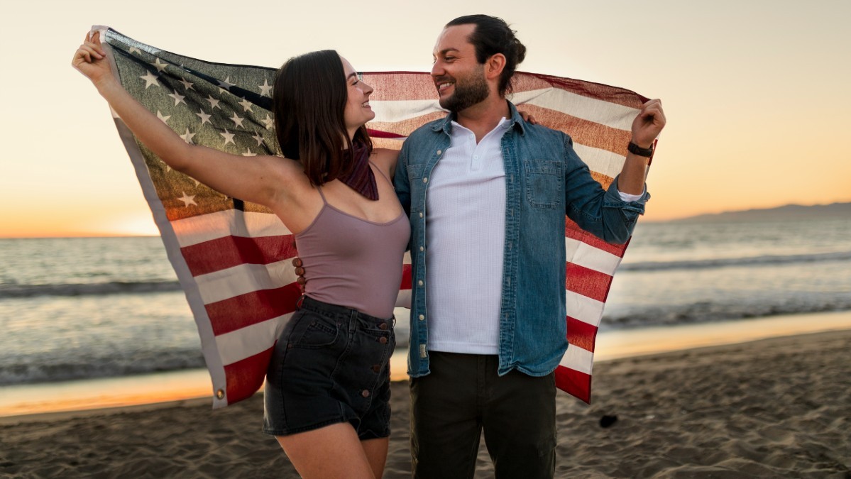 Trámites de inmigración: si llegas a Estados Unidos con visa y te casas con un ciudadano puedes obtener estos dos perdones