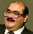 Édgar Vivar, actor que dio vida al Señor Barriga en El Chavo del 8, reveló que deberá someterse a una compleja cirugía de columna. Su condición cardíaca aumenta los riesgos de la intervención. Revisa los detalles.
