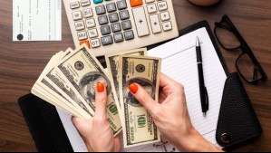 'Me decidí a vivir cómo si no tuviera dinero': migrante en Estados Unidos revela claves para reunir 100 mil dolares