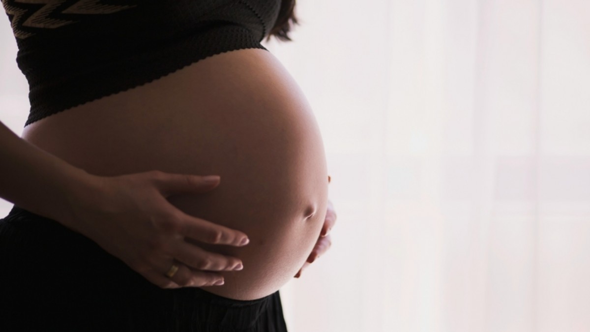 Balance: 68.376 mujeres usaron permiso prenatal y 71.580 el postnatal en 2025