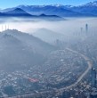 La Delegación Presidencial Regional Metropolitana decidió extender la alerta ambiental en Santiago para este lunes 11 de mayo, debido a las condiciones atmosféricas adversas y a la mala calidad del aire previstas para la capital.