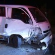 Una persecución policial de Carabineros terminó en un aparatoso choque la mañana de este lunes en la Costanera Sur de la comuna de Quinta Normal. El accidente terminó afectando a un trabajador de la Vega Central que nada tenía que ver. ¡Detalles!