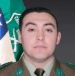 Se dio a conocer que el llamado que desató el operativo donde murió el sargento Figueroa en Puerto Varas provino de un teléfono asociado al propio carabinero, que fue hallado sin chip en su mochila. Conoce los detalles a continuación.