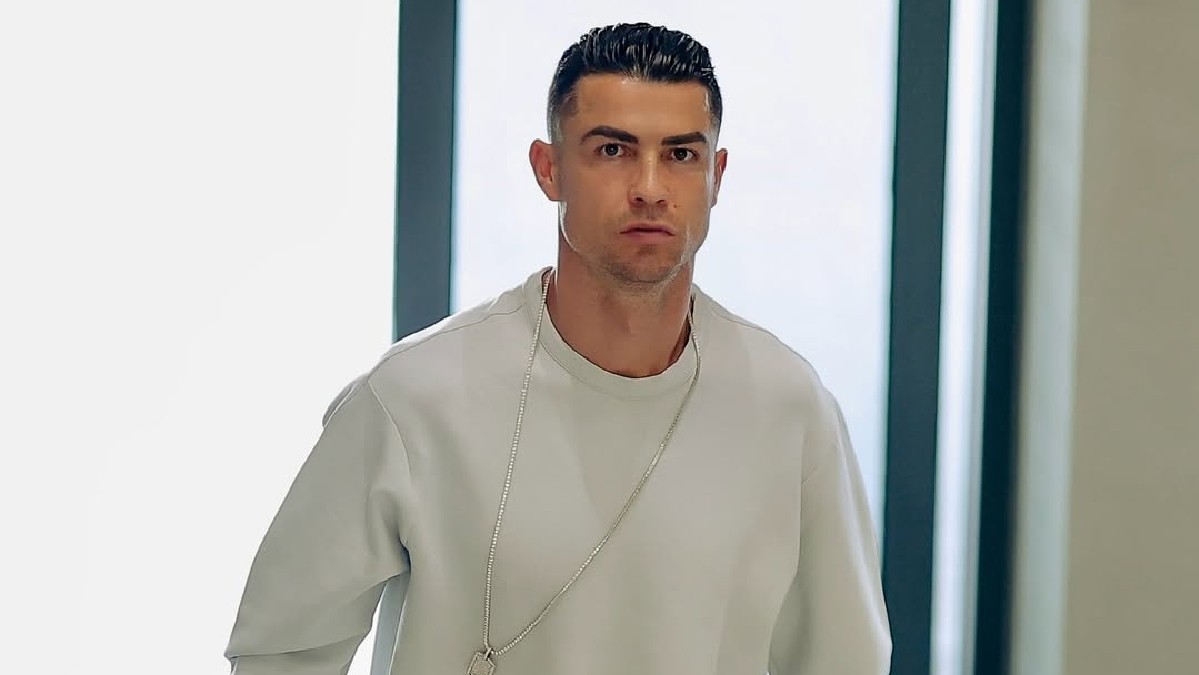 Pieza de arte hecha a medida: Cristiano Ronaldo acaba de comprar uno de los 20 Mercedes descapotables más exclusivos del mundo