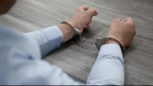 ¿Qué hacer si tienes un familiar detenido por ICE? Experto explica cómo solicitar una acción judicial que pocos migrantes conocen