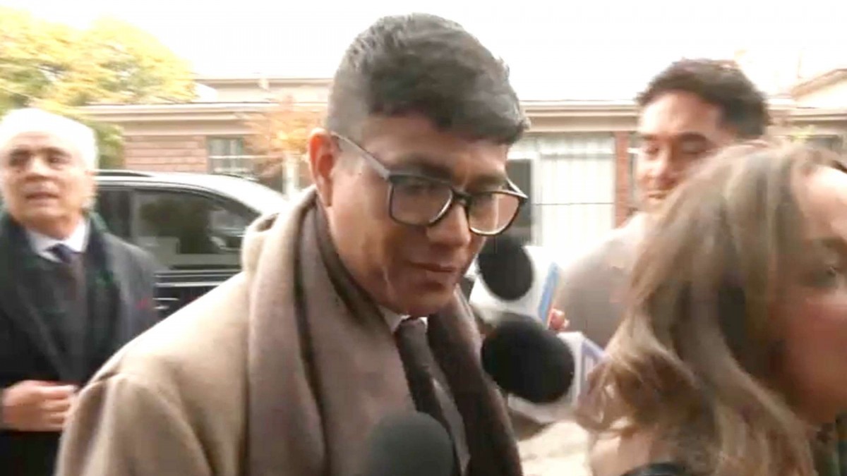 Así fue la llegada de Américo a su formalización por denuncia de lesiones en contexto de VIF