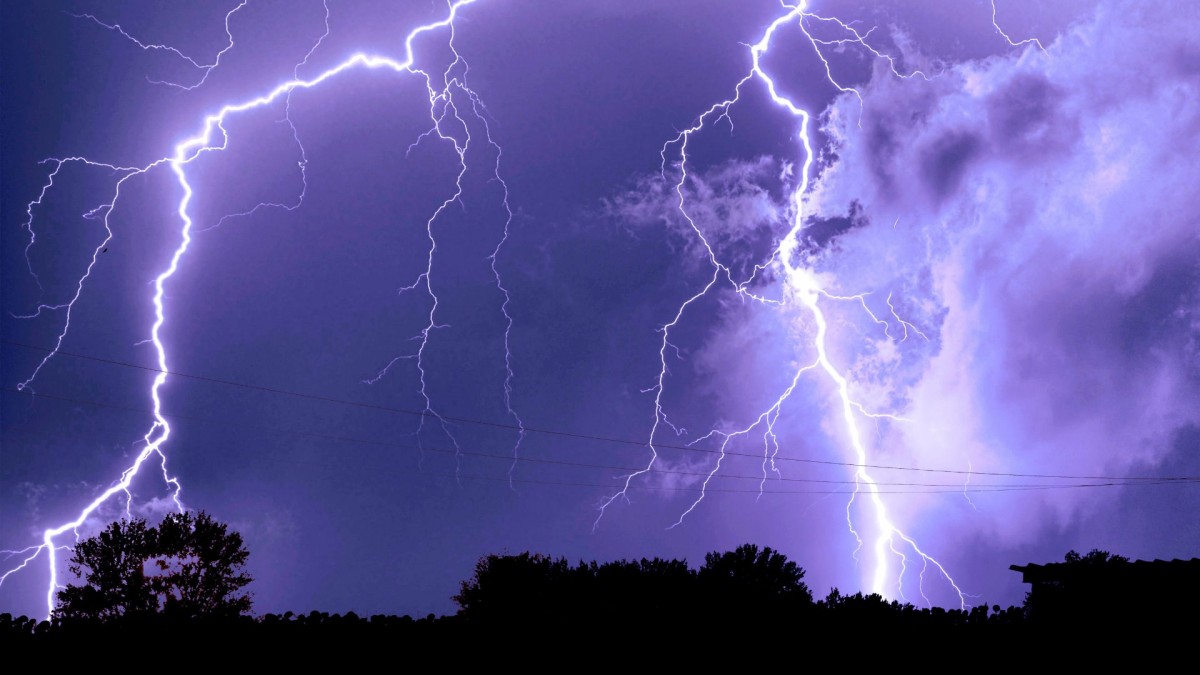 'Borde de ataque de baja segregada': Emiten alerta por tormentas eléctricas en una zona de la región de Valparaíso