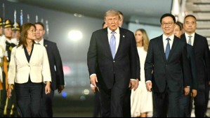 Trump aterriza en China para crucial reunión con Xi Jinping en medio de tensiones comerciales y la guerra contra Irán