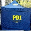 Una niña de 8 años murió tras caer desde el piso 12 de un edificio en el centro de Santiago. La menor se encontraba junto a su madre al momento del accidente. Revisa los detalles.
