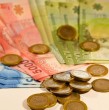 Revisa desde qué edad se puede recibir el monto máximo del Bono de Compensación por Expectativa de Vida, beneficio que busca disminuir la brecha existente en el pago de pensiones entre hombres y mujeres.