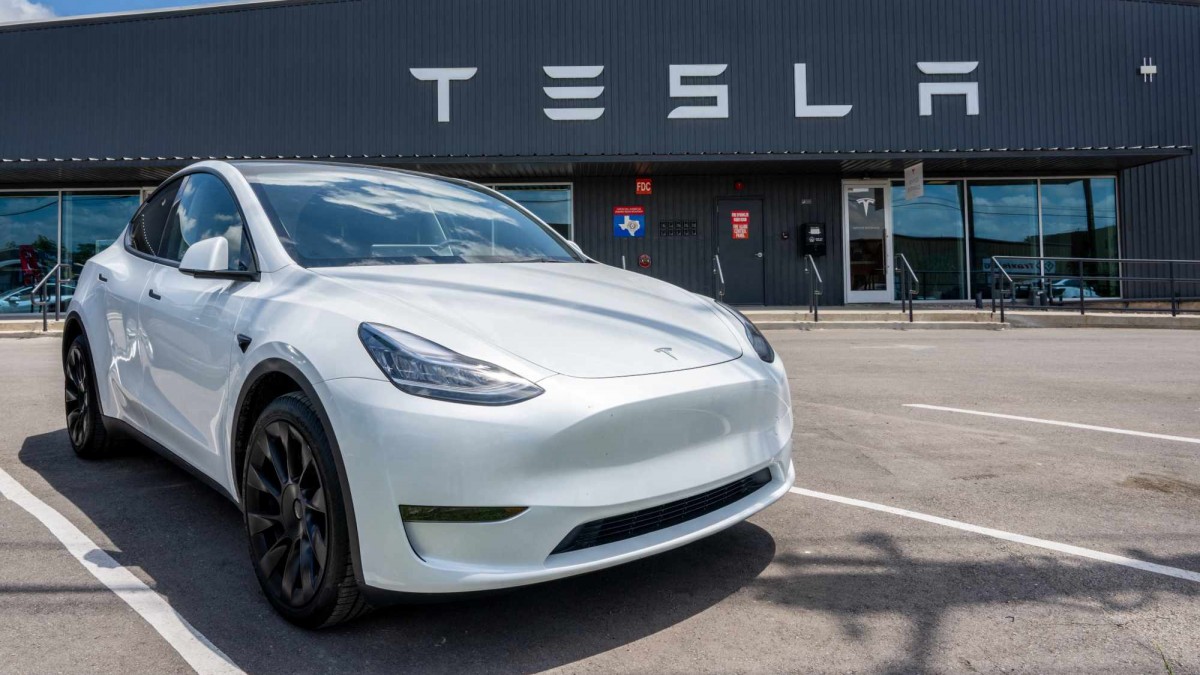 Tesla anuncia su primera tienda en regiones y tercer local en Santiago: ¿Dónde estarán ubicados?