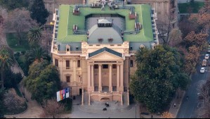 Investigan robo de valiosa escultura desde el Museo de Arte Contemporáneo en Santiago