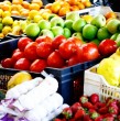 Senadores del PS presentaron una reforma para devolver el IVA de alimentos, medicamentos y productos esenciales a familias vulnerables. Revisa los detalles de la propuesta.