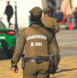 Una mujer fue detenida tras el robo de un auto en Talagante. Escapaba junto a sus hijos de 5 y 7 años cuando chocaron durante una persecución por la Ruta 78. Revisa los detalles del caso.
