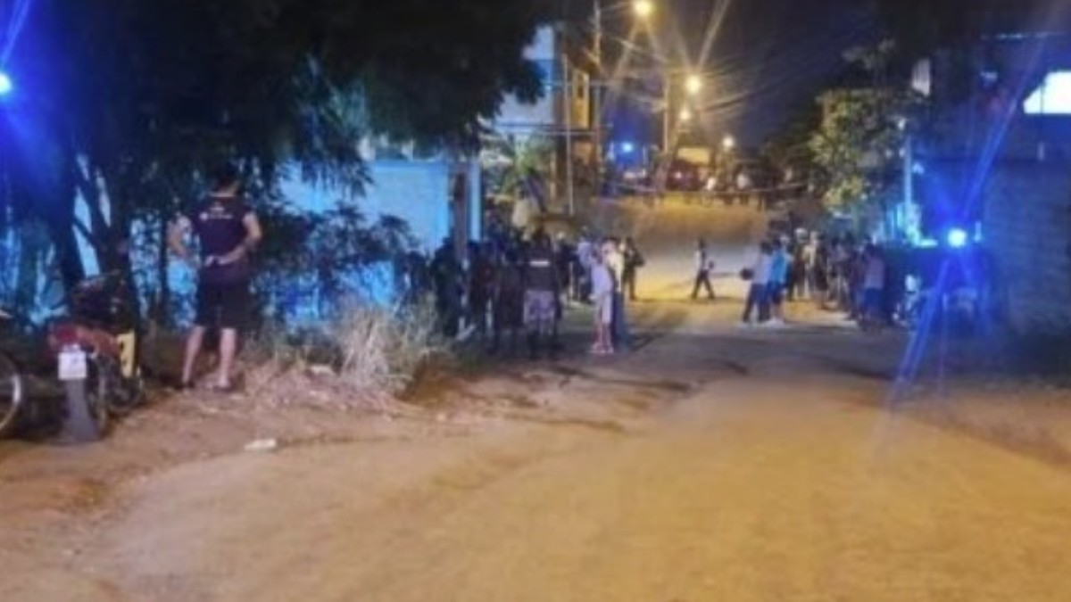 Grupo de atacantes mató a tiros a cinco personas e hirió a otras cuatro la noche del viernes en la costa de Ecuador
