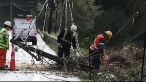 Durará hasta 6 horas: Corte de luz afectará a sectores de cinco comunas de la RM este domingo 17 de mayo