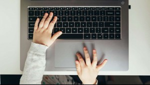 Estudio revela que contacto de menores de edad con desconocidos en internet pasó de 19% a 42%