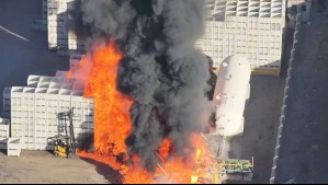 Incendio de grandes proporciones afecta a empresa agrícola en Paine