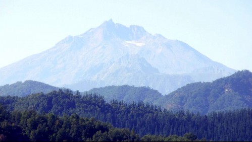Detectan actividad sísmica en volcán Nevado de Longaví: Se reportó fracturamiento de roca