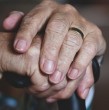 La PGU es un beneficio económico que se paga de forma mensual a través del Instituto de Previsión Social (IPS), a quienes cumplan con los requisitos establecidos por la ley chilena