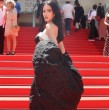 Ignacia Michelson participó en la alfombra roja del Festival de Cannes con un vestido diseñado por Lennin Villarroel. La influencer compartió su emoción tras asistir al evento cinematográfico.