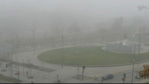 Intensa niebla matinal cubrió a la Región Metropolitana esta mañana: Se pronostican bajas temperaturas