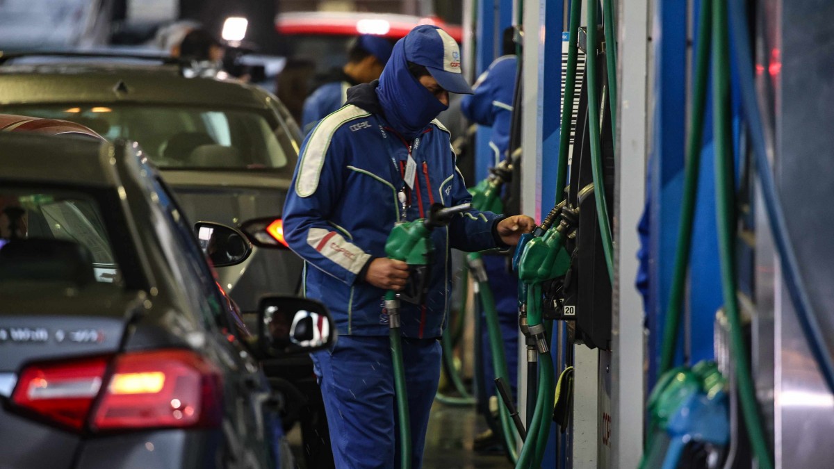 Descuentos en bencinas: Estas son las 16 comunas del país en se cobran 100 pesos menos este sábado 23 de mayo