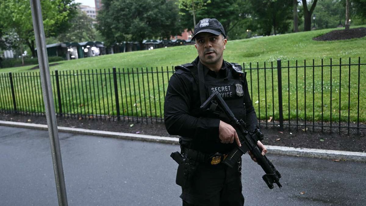 Medios estadounidenses reportan disparos en las afueras de la Casa Blanca