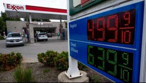Precios del petróleo caen más de un 5% ante expectativas de acuerdo entre EEUU e Irán: Barril está por debajo de los 100 dólares