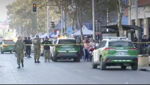 Carabinero de civil balea a dos delincuentes tras intento de asalto en plena Alameda