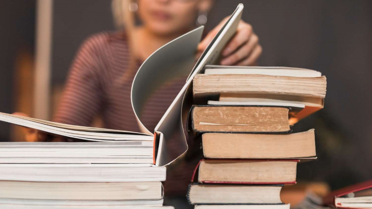 Zig-Zag se querella contra cuenta 'traficante de libros' de Instagram por piratería