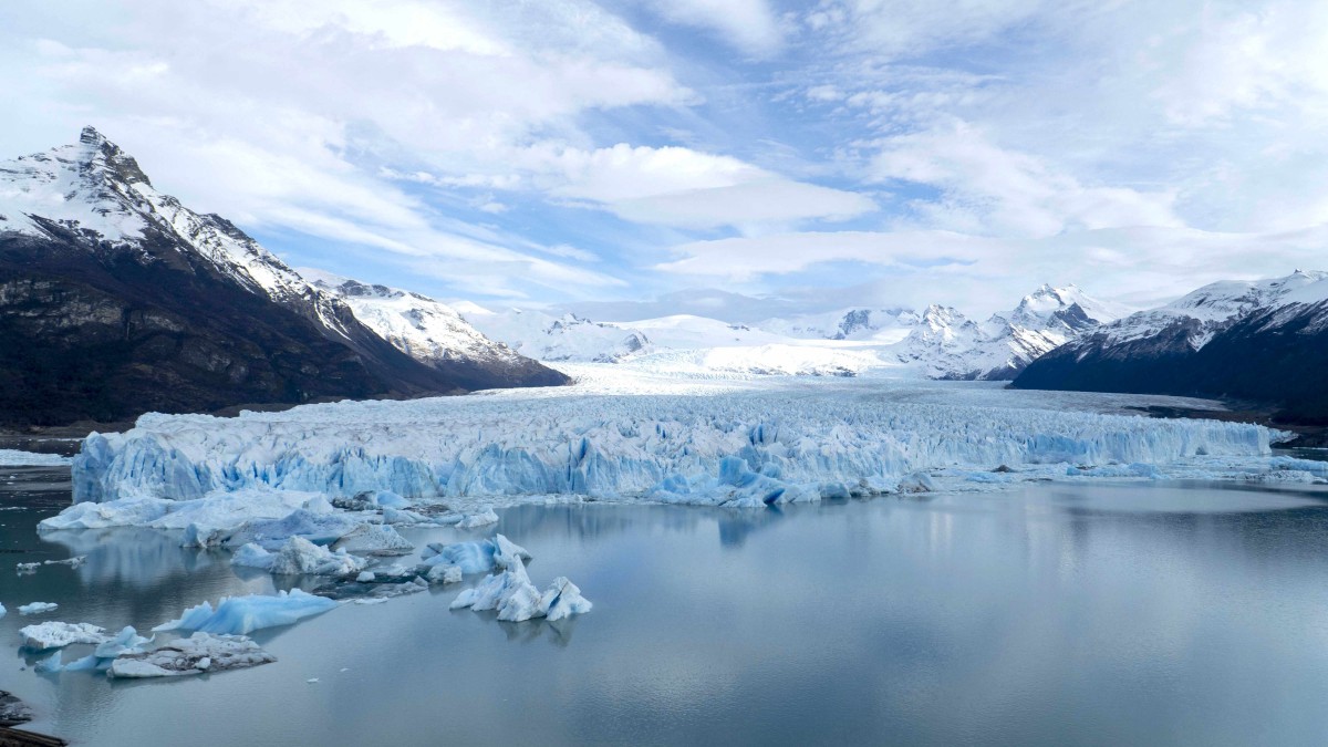Sensores sísmicos detectan más de 1.200 desprendimientos de hielo en glaciares
