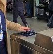 EFE habilitó el pago con tarjetas de débito, crédito y billeteras digitales en en otro de sus servicios como parte del sistema Conecta que moderniza el transporte ferroviario y facilita el acceso a pasajeros.