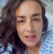 Simone Mardones preocupó a sus seguidores luego de compartir en redes sociales una serie de registros mientras se encontraba hospitalizada. En los videos, confirmó que esta era la tercera vez en dos meses que debía ser internada.