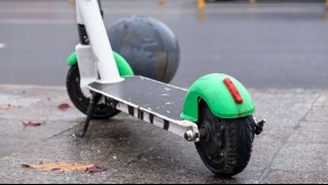 Hombre de 74 años muere atropellado por camión mientras iba a trabajar en scooter: Chofer huyó y no prestó ayuda
