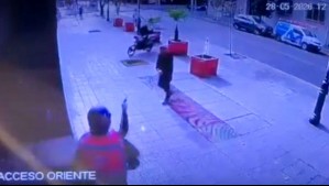 Adulta mayor fue baleada por motochorros: Le robaron $4 millones que había retirado del banco y cámaras captaron todo
