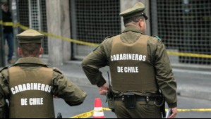 Carabinero mata de un disparo a conductor de taxi colectivo que habría intentado atropellarlo en Recoleta