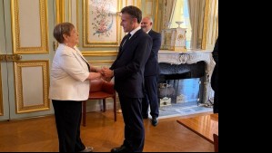 Michelle Bachelet se reúne con Emmanuel Macron en busca de apoyo a su candidatura