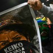 Cientos de peruanos se manifestaron el sábado en Lima en rechazo a la candidata presidencial derechista Keiko Fujimori en una marcha convocada por grupos de derechos humanos y colectivos sociales.