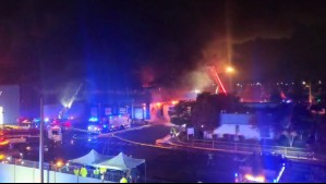 Bomberos activa Alarma General por gran incendio que afecta a fábrica en Buin: Hay 17 mil litros de amoniaco al interior
