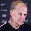 Sin Luis Suárez y Nahitán Nández: Marcelo Bielsa presentó la nómina de Uruguay para el Mundial. Estos son los 26 citados por el cuestionado técnico argentino a cargo de la Celeste.