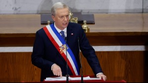 Kast por alza de los combustibles: Hace mea culpa, agradece a la ciudadanía y aclara que 'fue la decisión correcta'