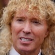 Conoce detalles sobre la disputa legal que enfrenta Leonardo Farkas con Claudia Schmitd, luego de que ambos emitieran acusaciones cruzadas en redes sociales a raíz de unos pagos que el filántropo le hizo.